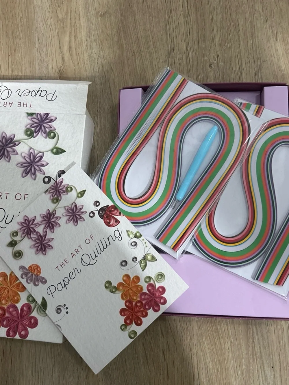 Barnes & Noble Paper Quilling Kit - Purple, Green, Orange, Red